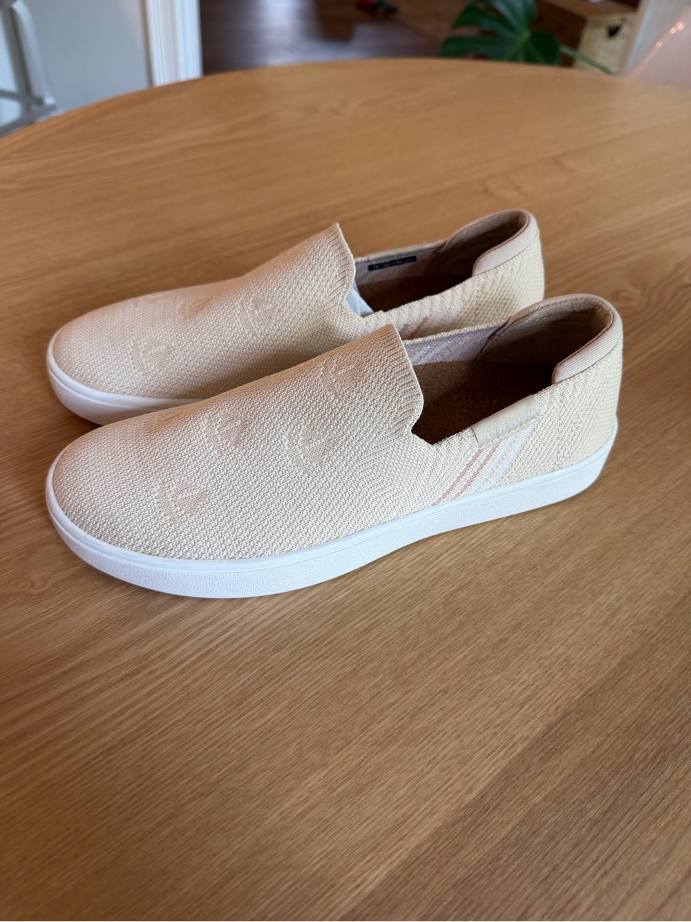 Revitalign Harbor Orthotic Knit Slip On Sneakers 7B New